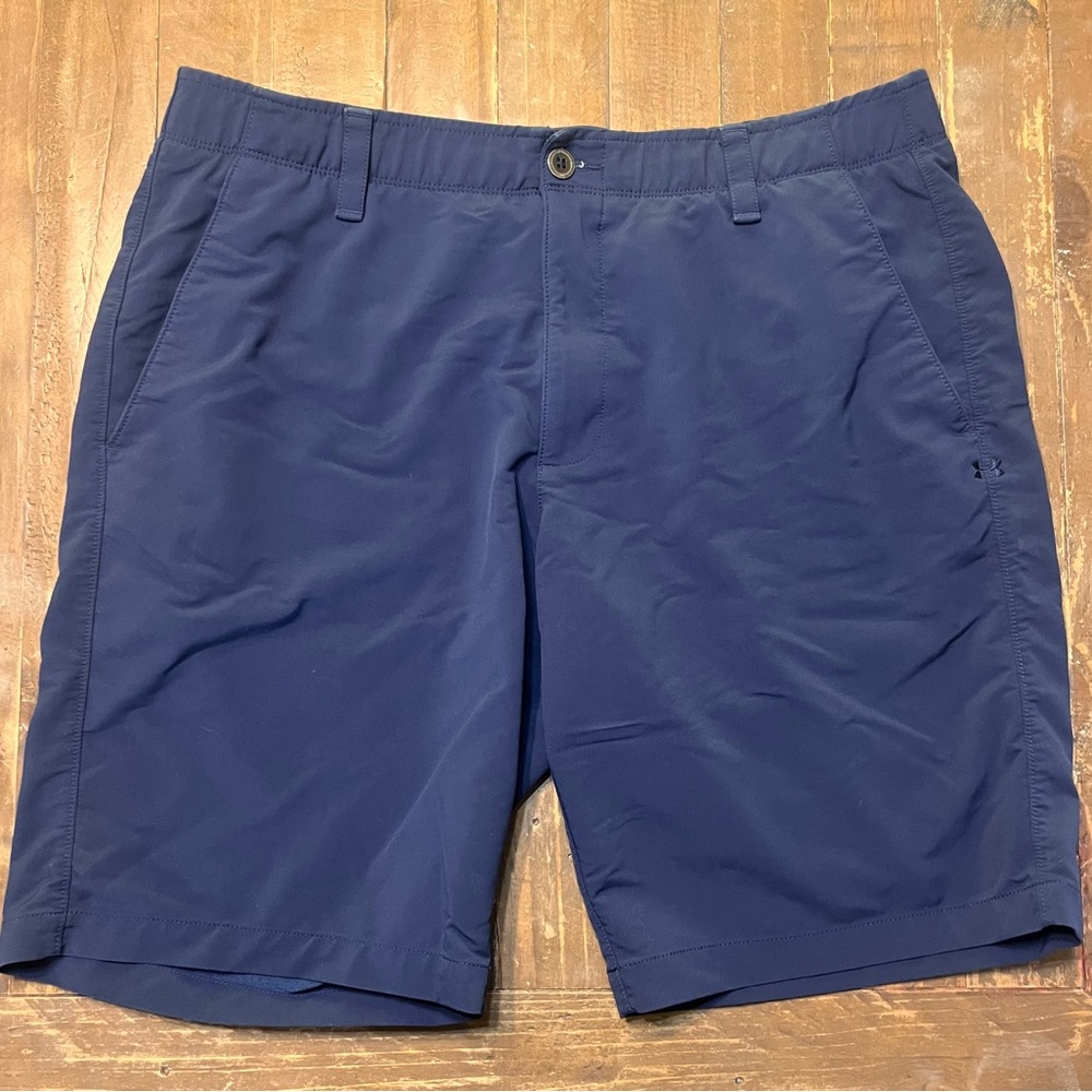 Under Armour Mens Loose Casual Golf Shorts 38 Navy Blue Stretch Heat Gear Pocket